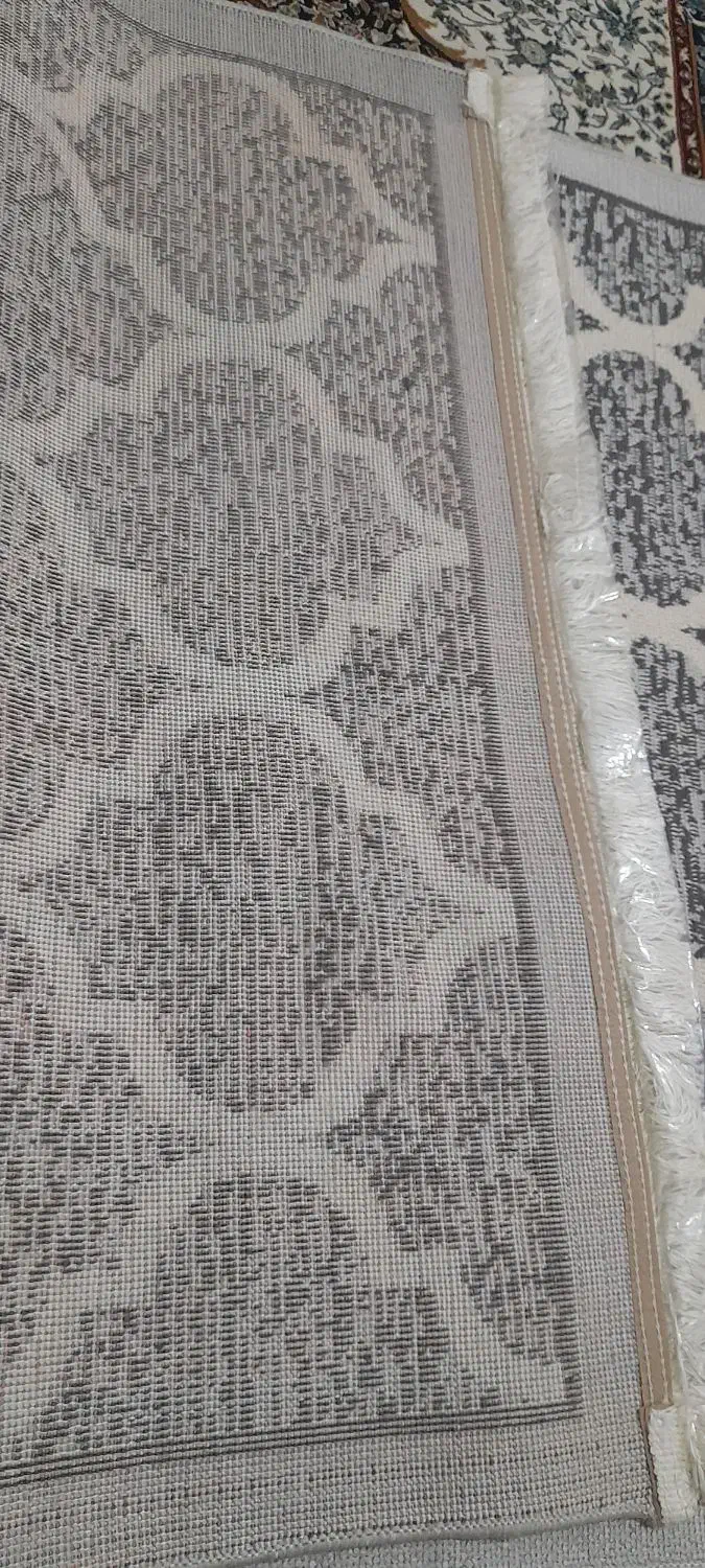 کناری فرش روی پله واسی آشپزخونه عالی|فرش|میانه, |دیوار