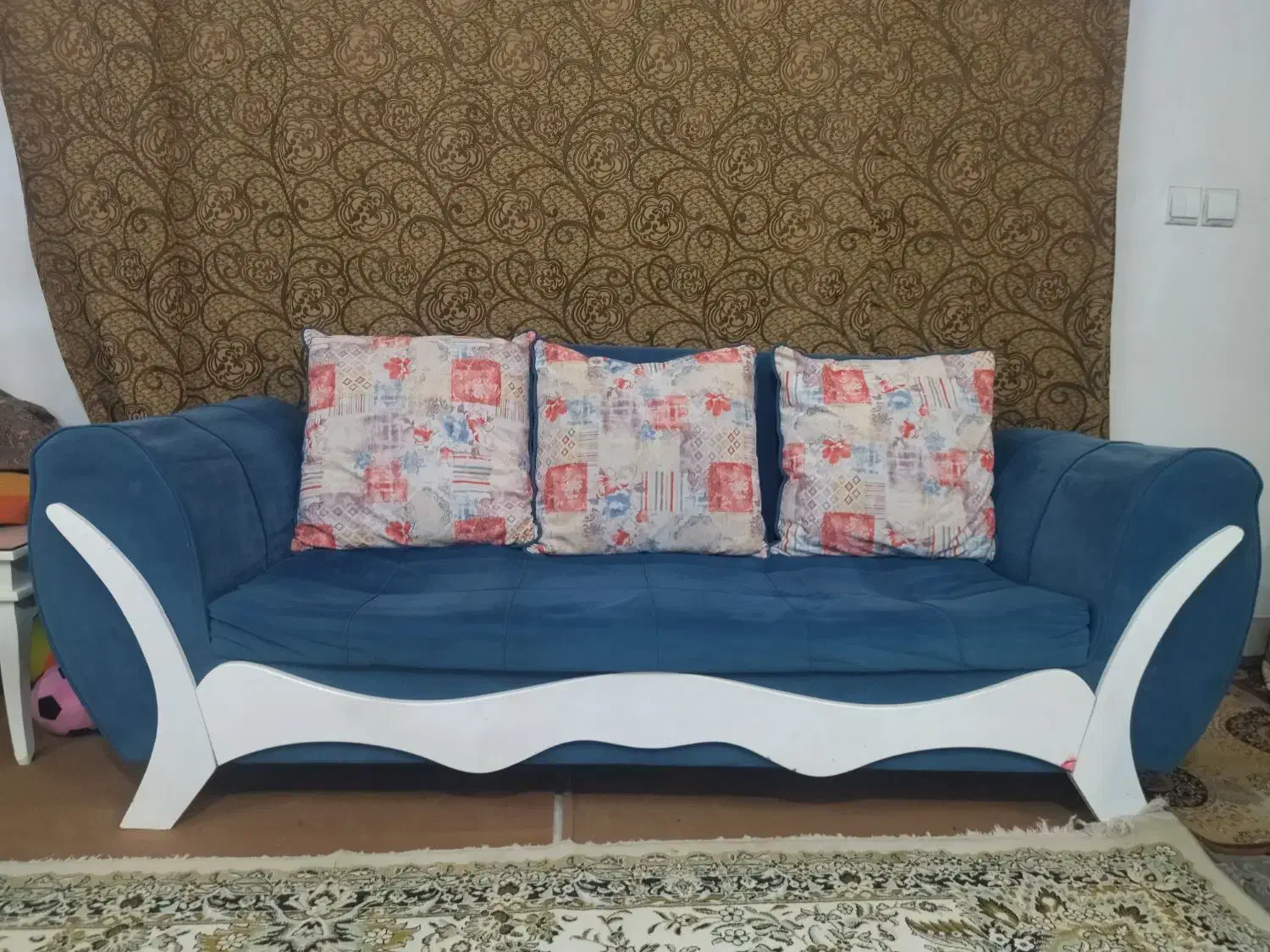 فروش مبل راحتی  جهت خانه باغ ،|مبلمان خانگی و میز عسلی|باغ بهادران, |دیوار