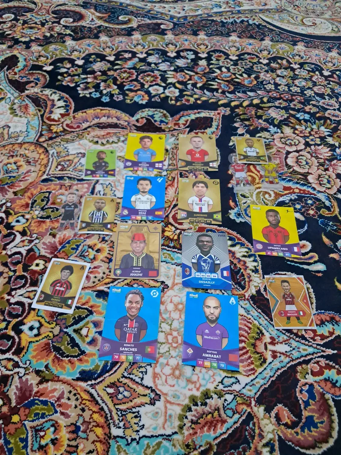 کیمدی|کلکسیون و سرگرمی|کرج, شهرک شهید احسانی نژاد|دیوار