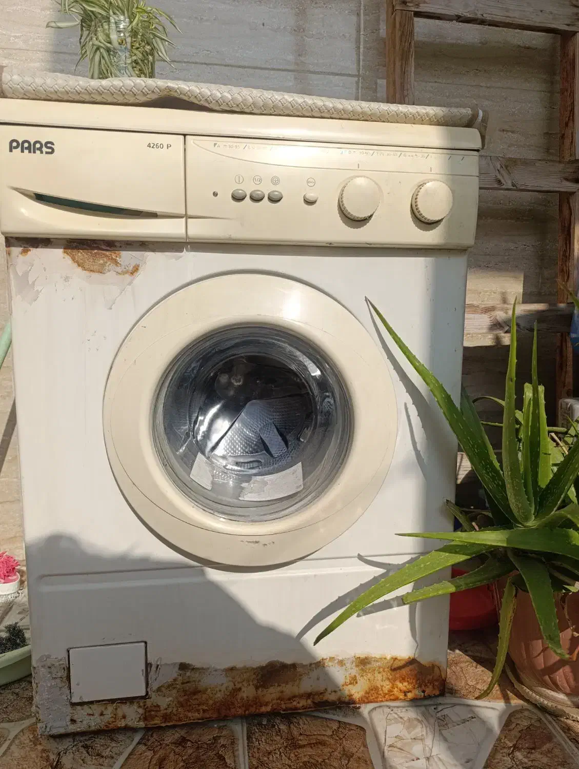 ماشین لباس شویی|ماشین لباسشویی و خشککن لباس|رشت, عینک|دیوار