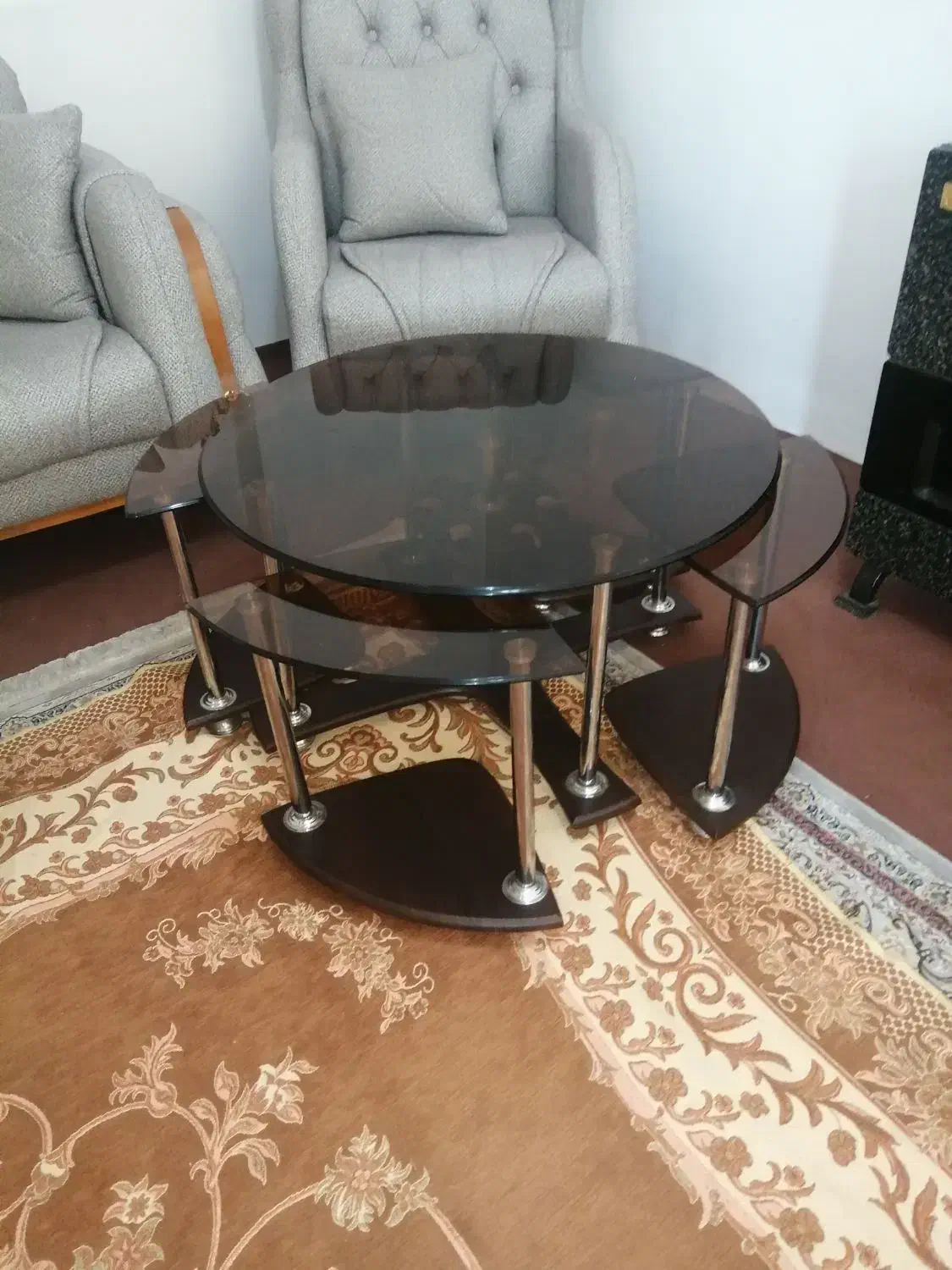 میز جلو مبلی و 4 عسلی|مبلمان خانگی و میز عسلی|شهرکرد, |دیوار