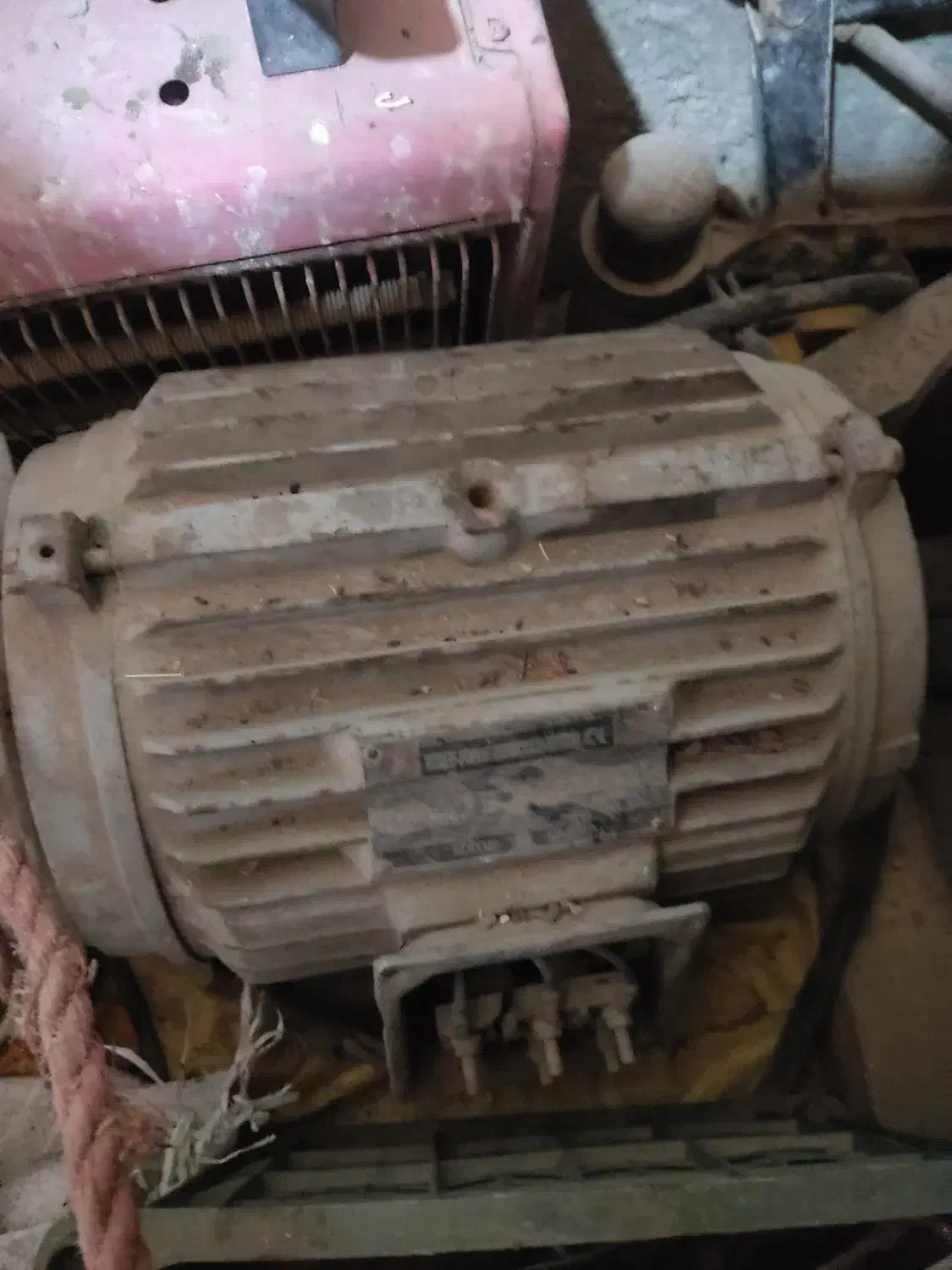 دینام|ماشینآلات صنعتی|سردرود, |دیوار