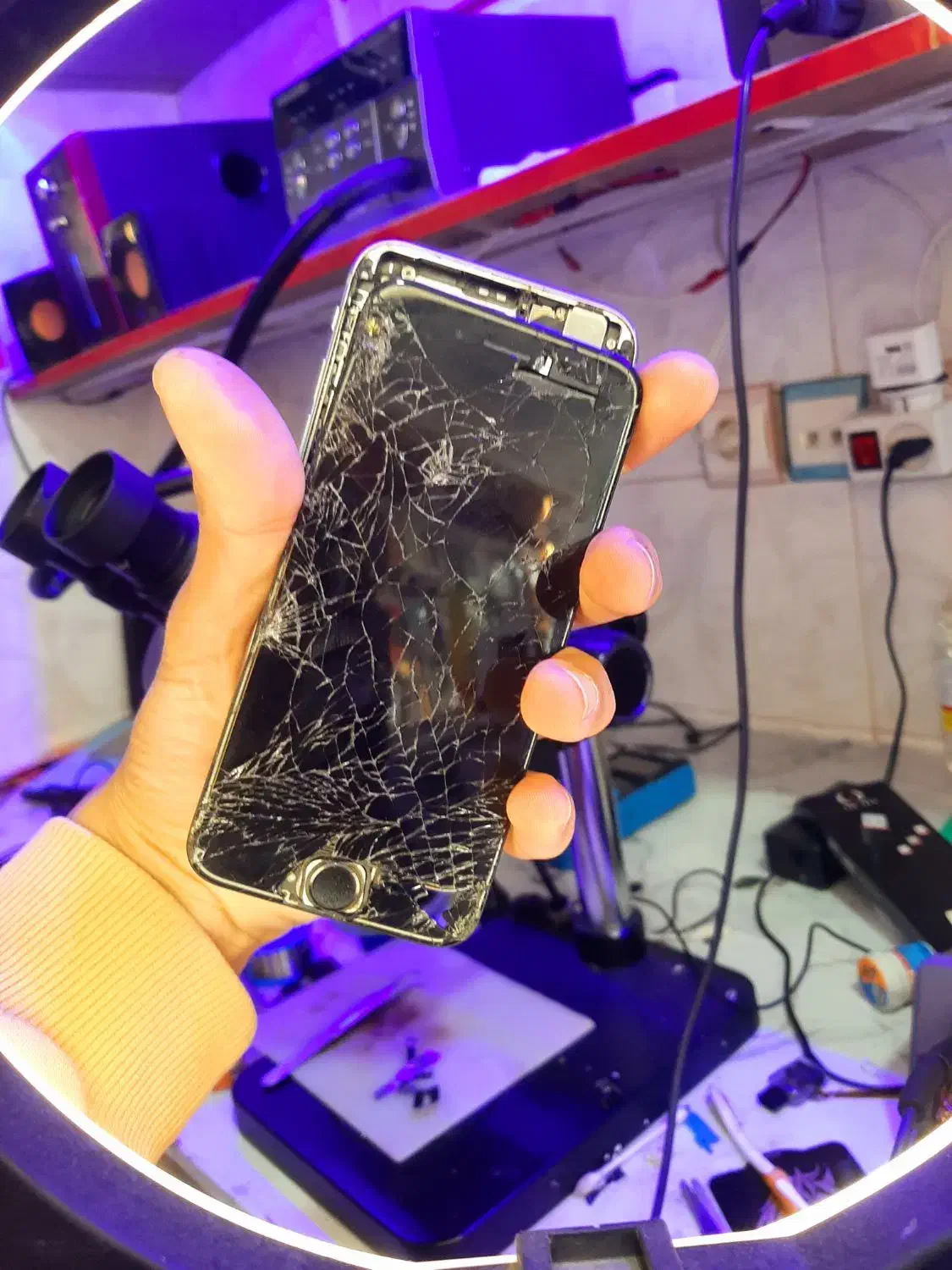 گوشیت خراب شده  برات درستش میکنم   تعمیرات موبایل|خدمات رایانه‌ای و موبایل|تربت‌حیدریه, فردوسی جنوبی|دیوار