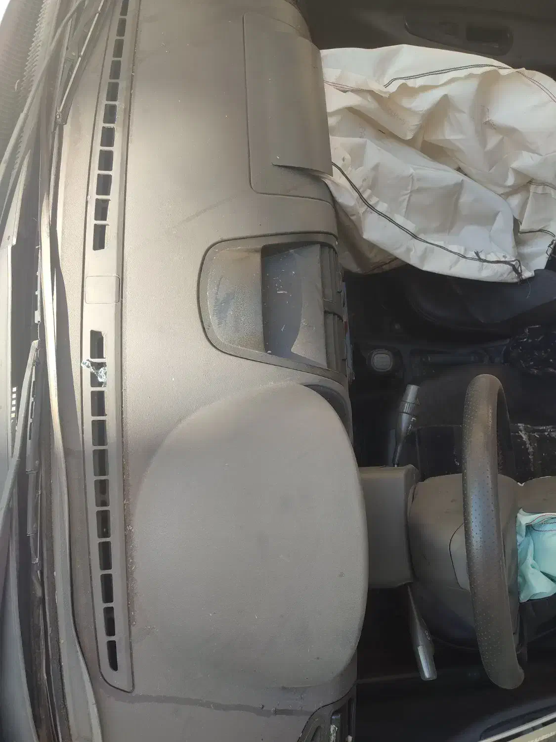 تیبا 1 مدل93 تصادفی|خودرو سواری و وانت|سقز, |دیوار