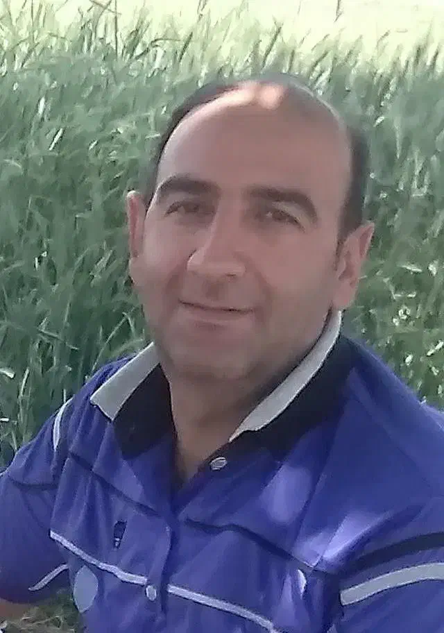 گچ کارخورده کاری لکه گیری نصب دیوارگچی گچکاری گچ|خدمات پیشه و مهارت|مشهد, شاهد (شهرک غرب)|دیوار