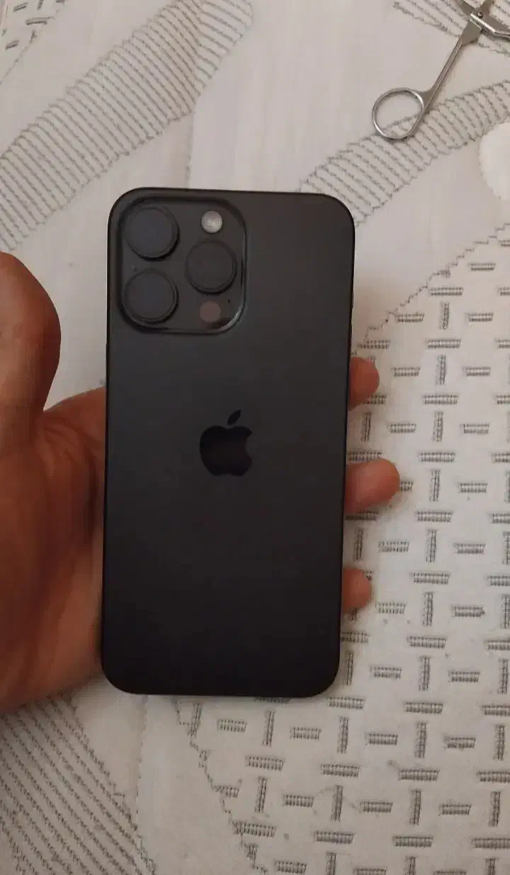 اپل iPhone 15 Pro Max با حافظهٔ ۲۵۶ گیگابایت|موبایل|پاکدشت, پاکدشت (مامازند)|دیوار