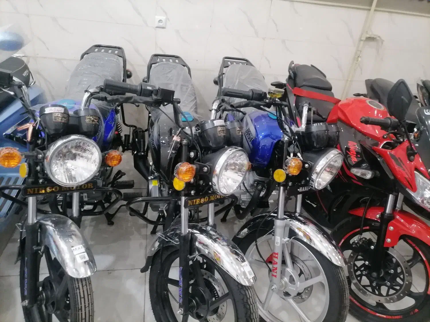 دایچی 200 صفر 404 ای‌بی‌اس|موتورسیکلت|اصفهان, شیخ طوسی|دیوار