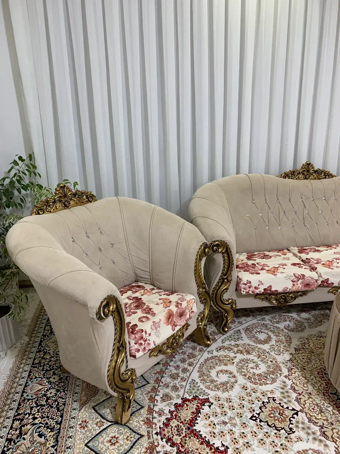 مبل فروشی|مبلمان خانگی و میز عسلی|آشخانه, |دیوار