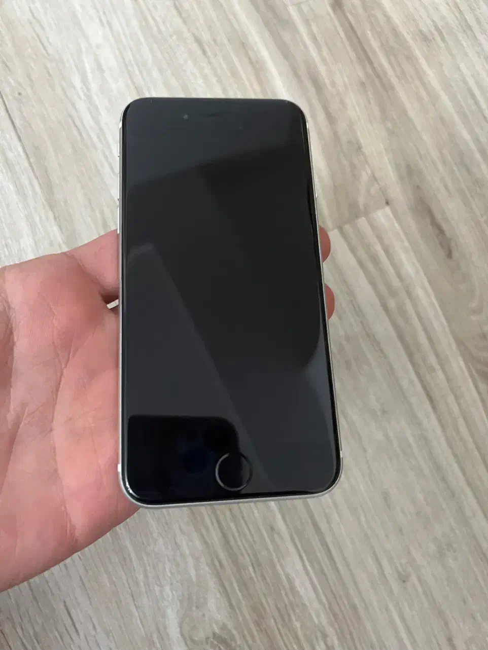 iPhone se 2020 128 g|موبایل|تبریز, |دیوار