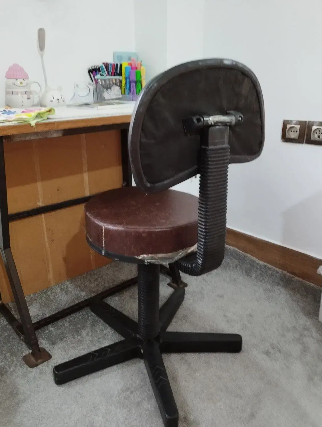 صندلی چرخدار در حد آک واقعا سالم|صندلی و نیمکت|گرگان, |دیوار