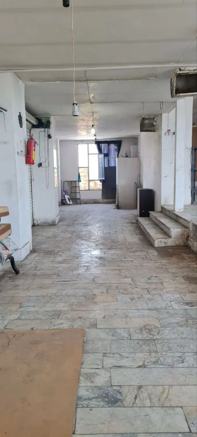 ملک اداری تجاری ۳۰۰متری در میدان بهشت نازی آباد|اجارهٔ مغازه و غرفه|تهران, یاخجی آباد|دیوار