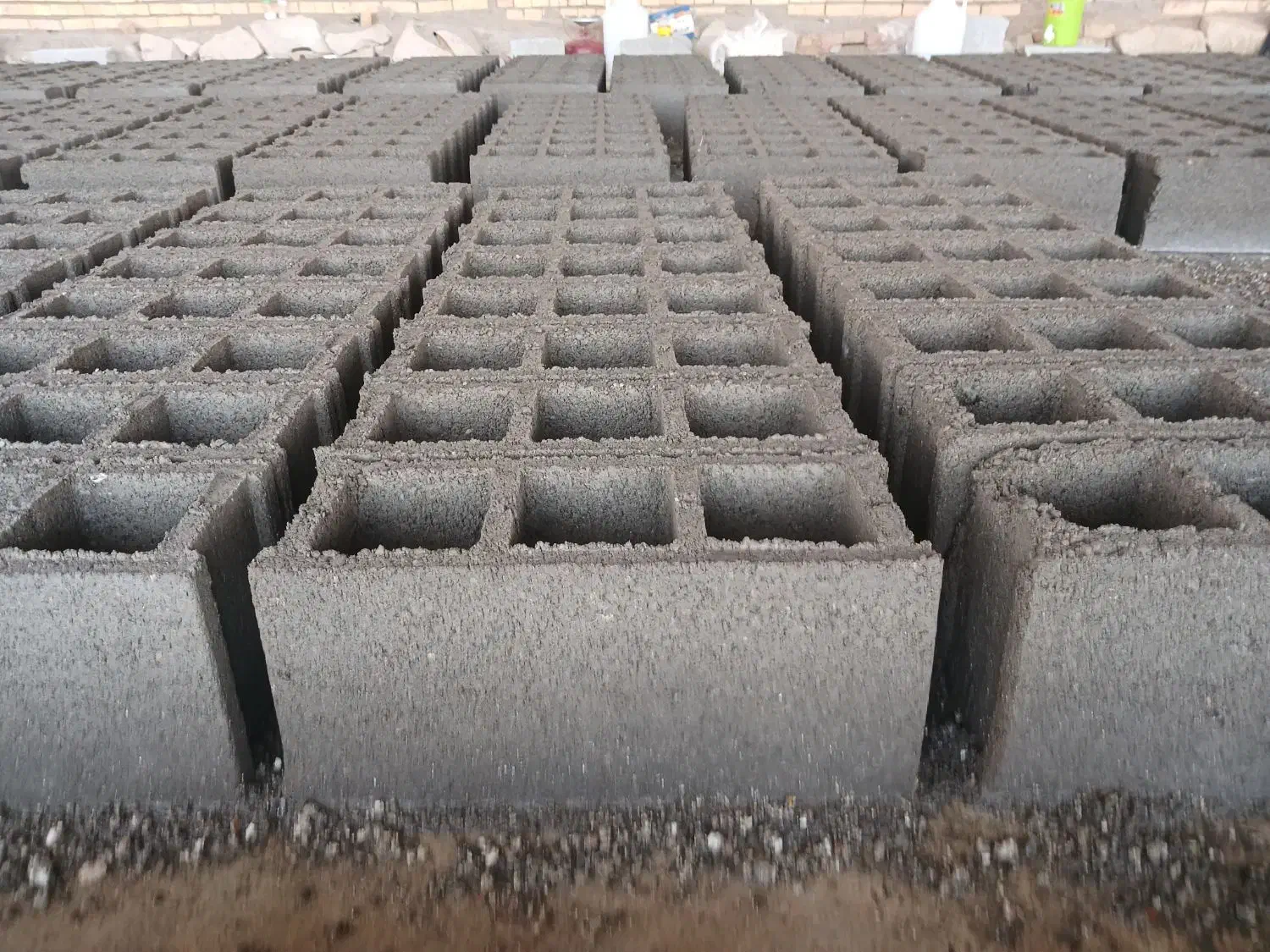 بلوک لیکا|عمده‌فروشی|سبزوار, قصبه غربی|دیوار