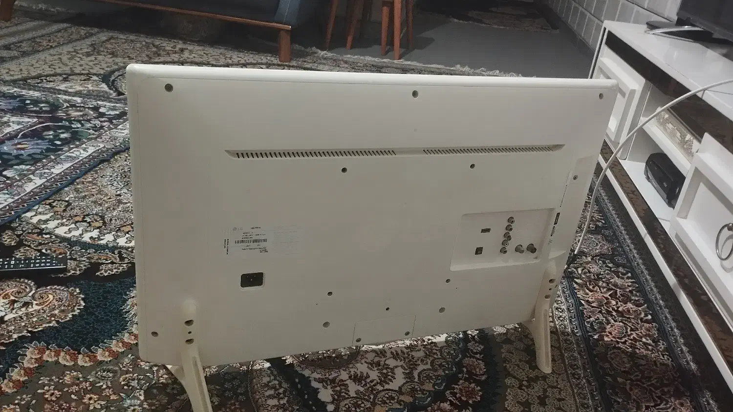 تلویزیون ۳۲ ال جی|تلویزیون و پروژکتور|علی‌آباد کتول, |دیوار