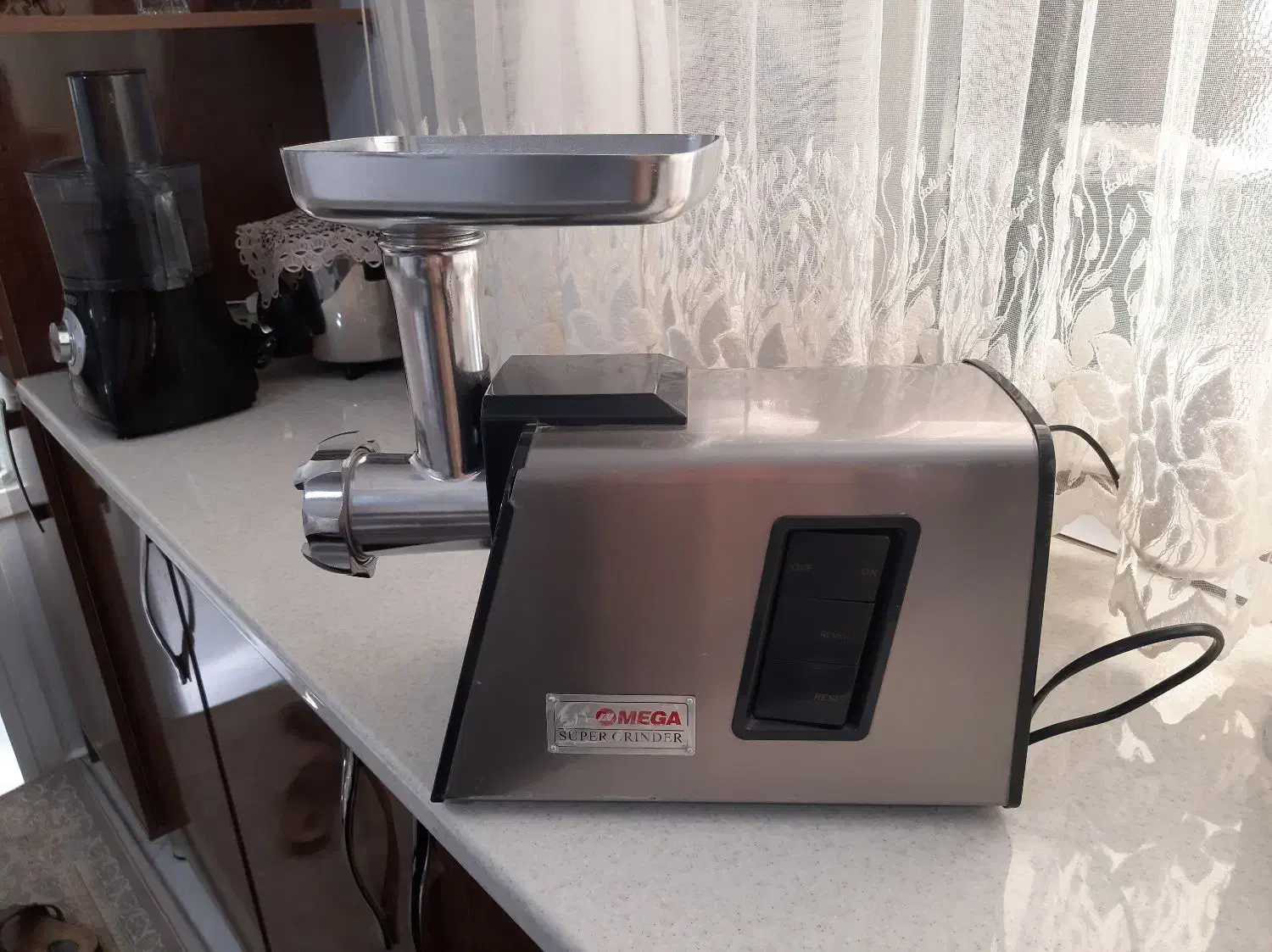 چرخ گوشت مگا|خردکن، آسیاب، غذاساز|نیشابور, بزرگمهر|دیوار