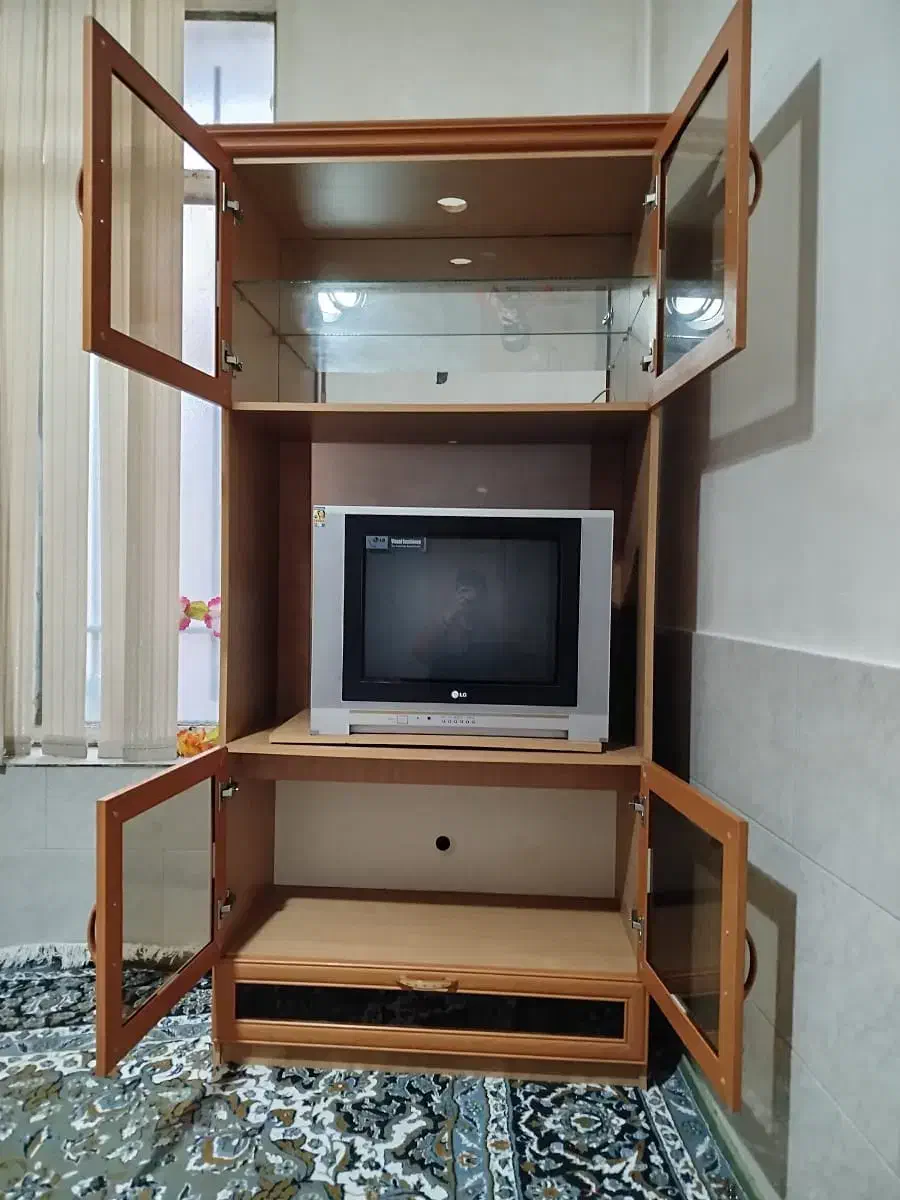 زیر تلویزیونی بوفه ای و تلویزیون|میز تلویزیون|شیراز, شریفآباد|دیوار