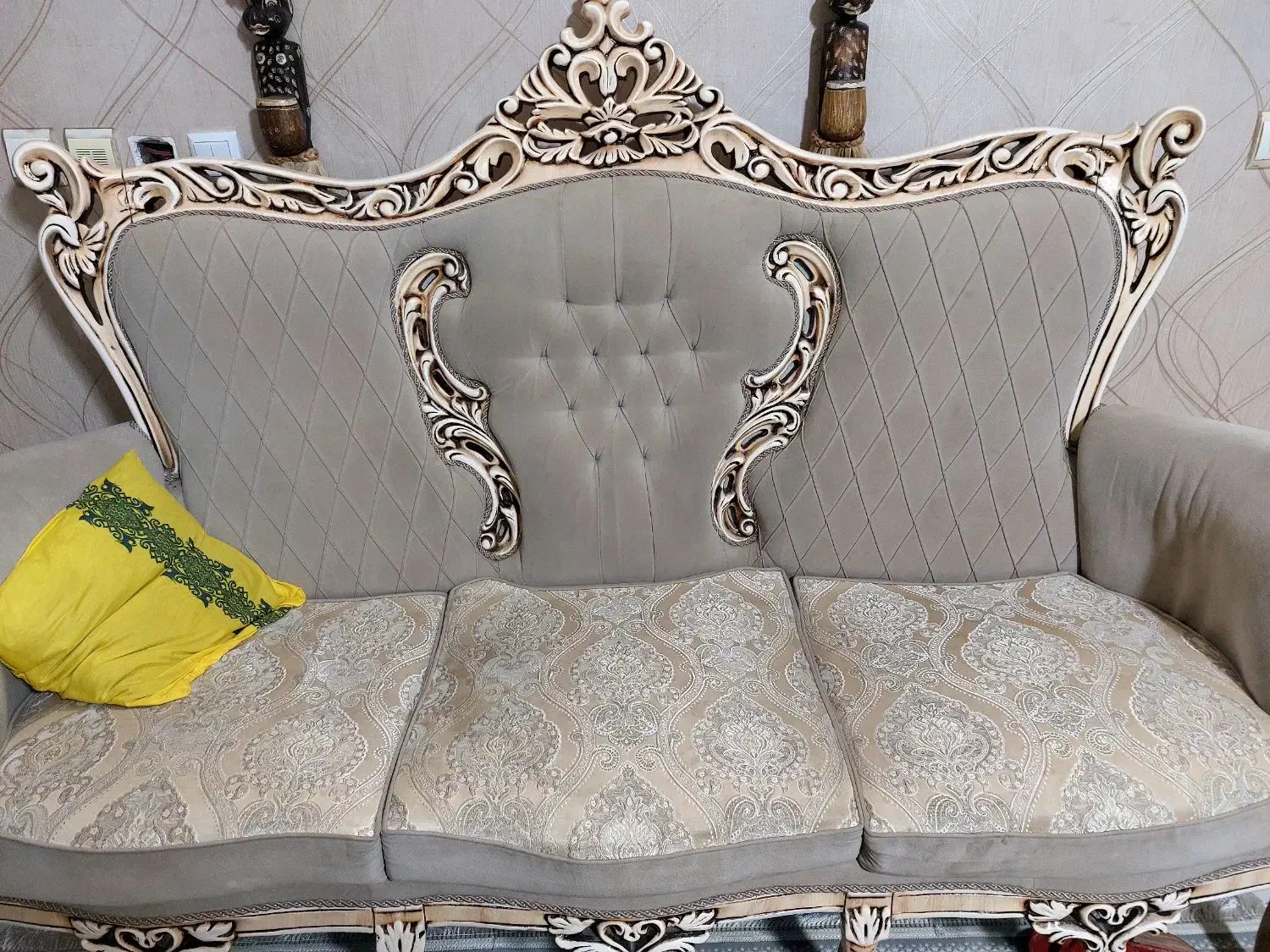 فروش مبل ۹نفره|مبلمان خانگی و میز عسلی|شاهین‌شهر, مورچه خورت|دیوار