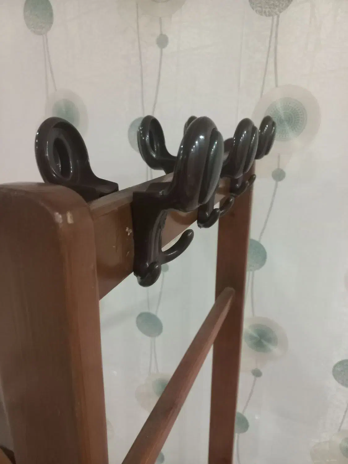 چوب لباسی چوبی|مبلمان خانگی و میز عسلی|رشت, فلسطین|دیوار