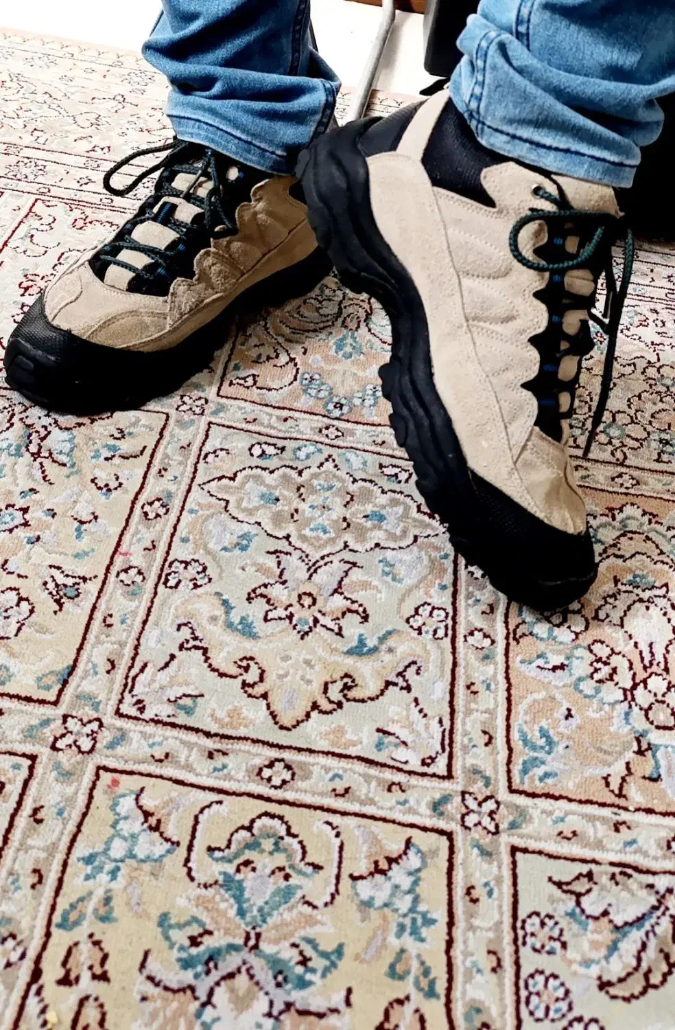 کفش کوهنوردی|کیف، کفش، کمربند|کازرون, |دیوار