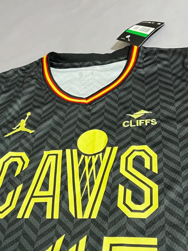 کیت ست بسکتبالی بدنسازی باشگاه کلیولند|لباس|قم, نیروگاه|دیوار