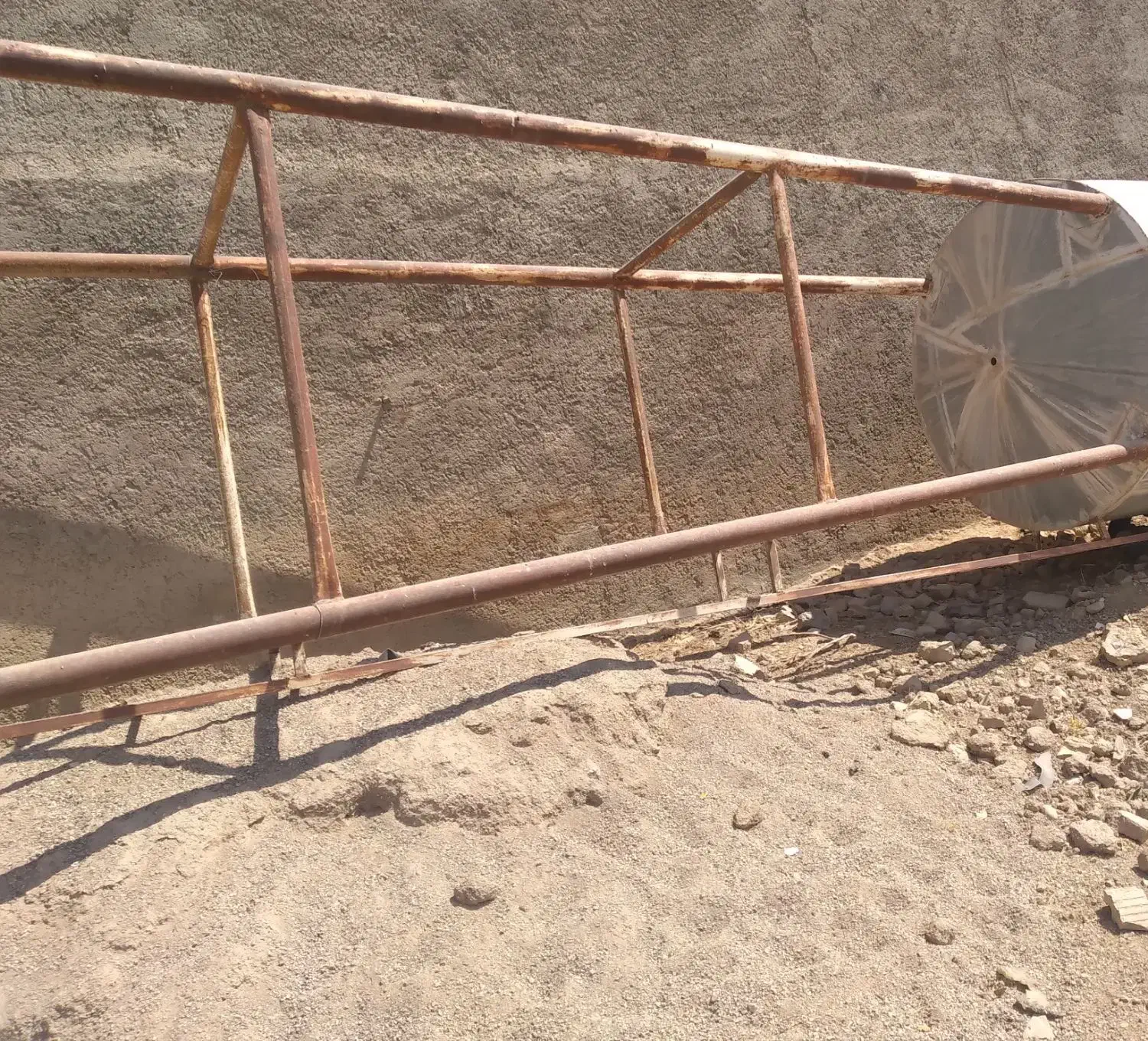 پایه مخزن|مصالح و تجهیزات ساختمان|فسا, |دیوار