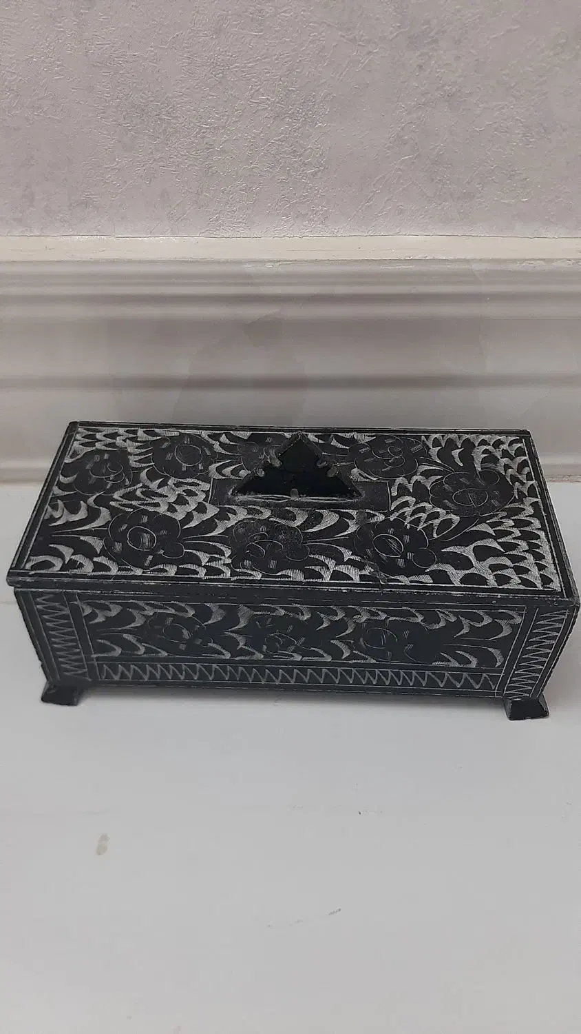 جعبه|کلکسیون اشیاء عتیقه|شاهین‌شهر, عطار|دیوار