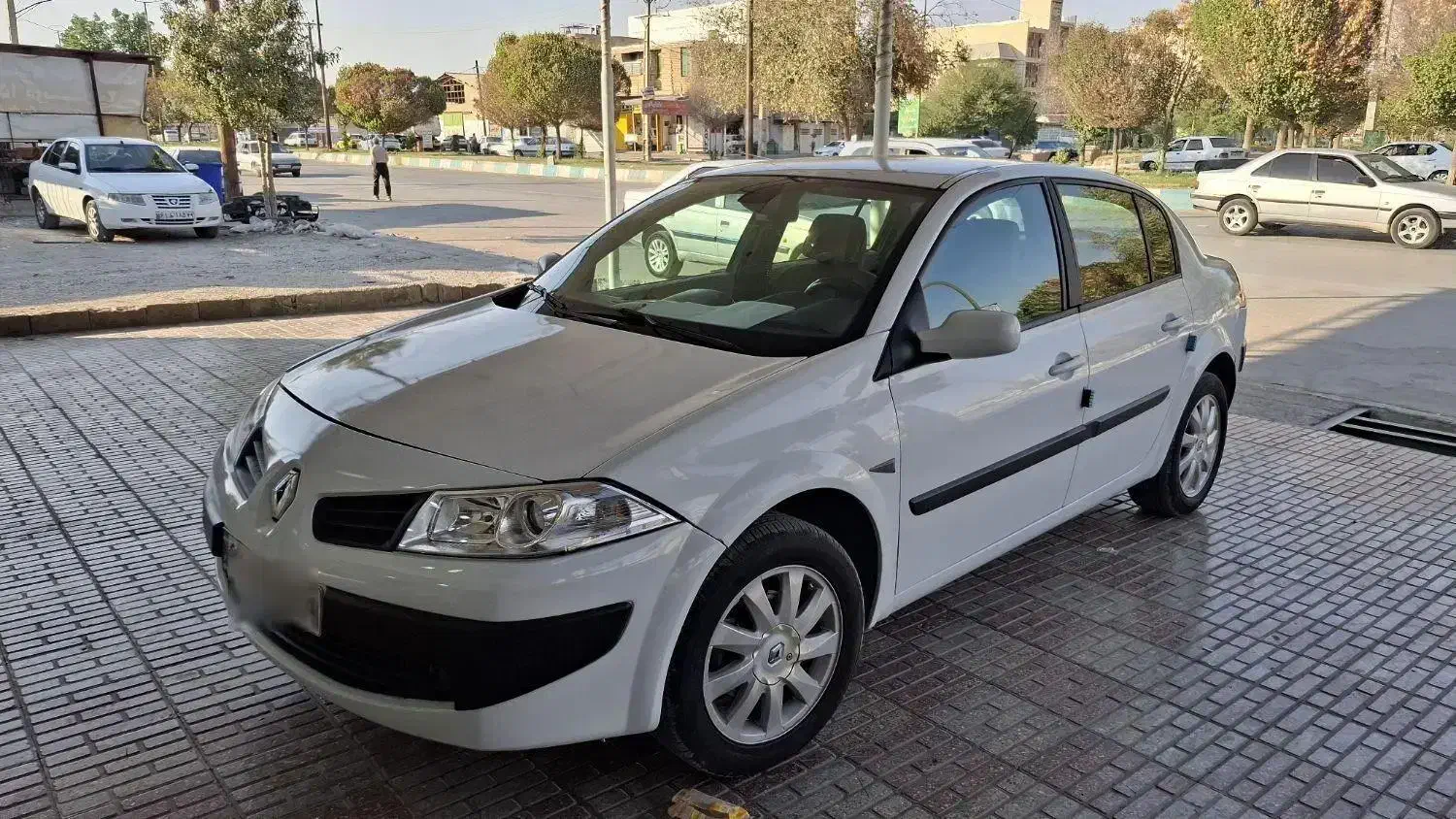 مگان 2000اتومات|خودرو سواری و وانت|دهدشت, |دیوار