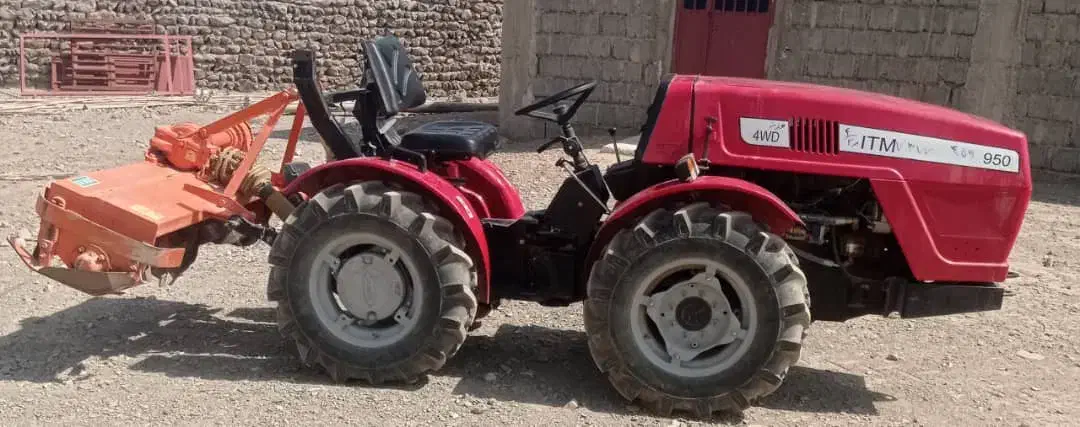 فروش فوری تراکتور کمرشکن باغی|خودرو سنگین|بیرک, |دیوار