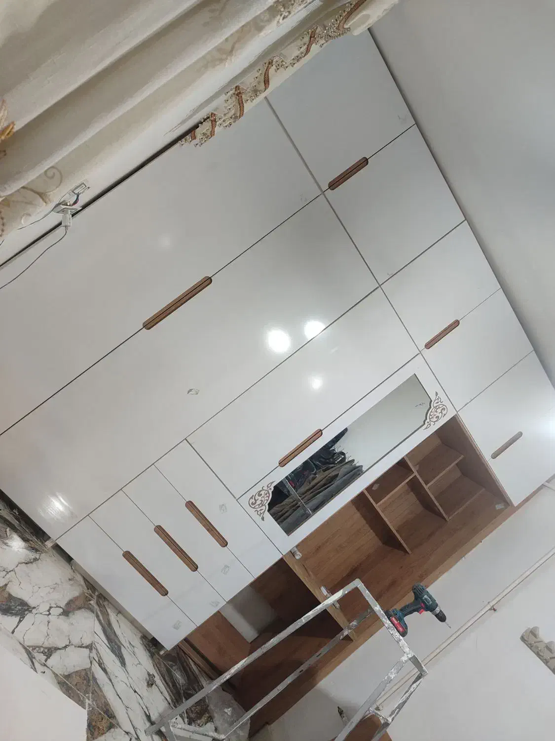 (دنیای چوب) کابینت سازی اقساط بلند مدت|خدمات پیشه و مهارت|قروه, |دیوار