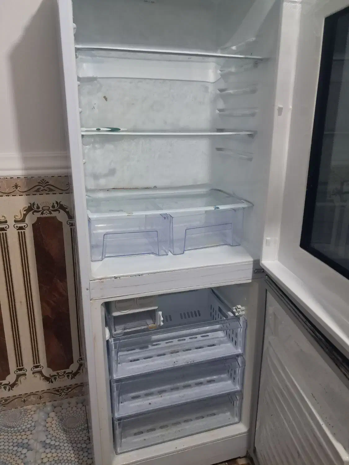 خیلی خوب|یخچال و فریزر|کهنوج, |دیوار