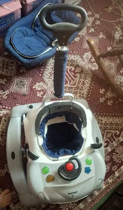 گهواره و کریر و روروعک|کالسکه و لوازم جانبی|مشهد, رسالت|دیوار