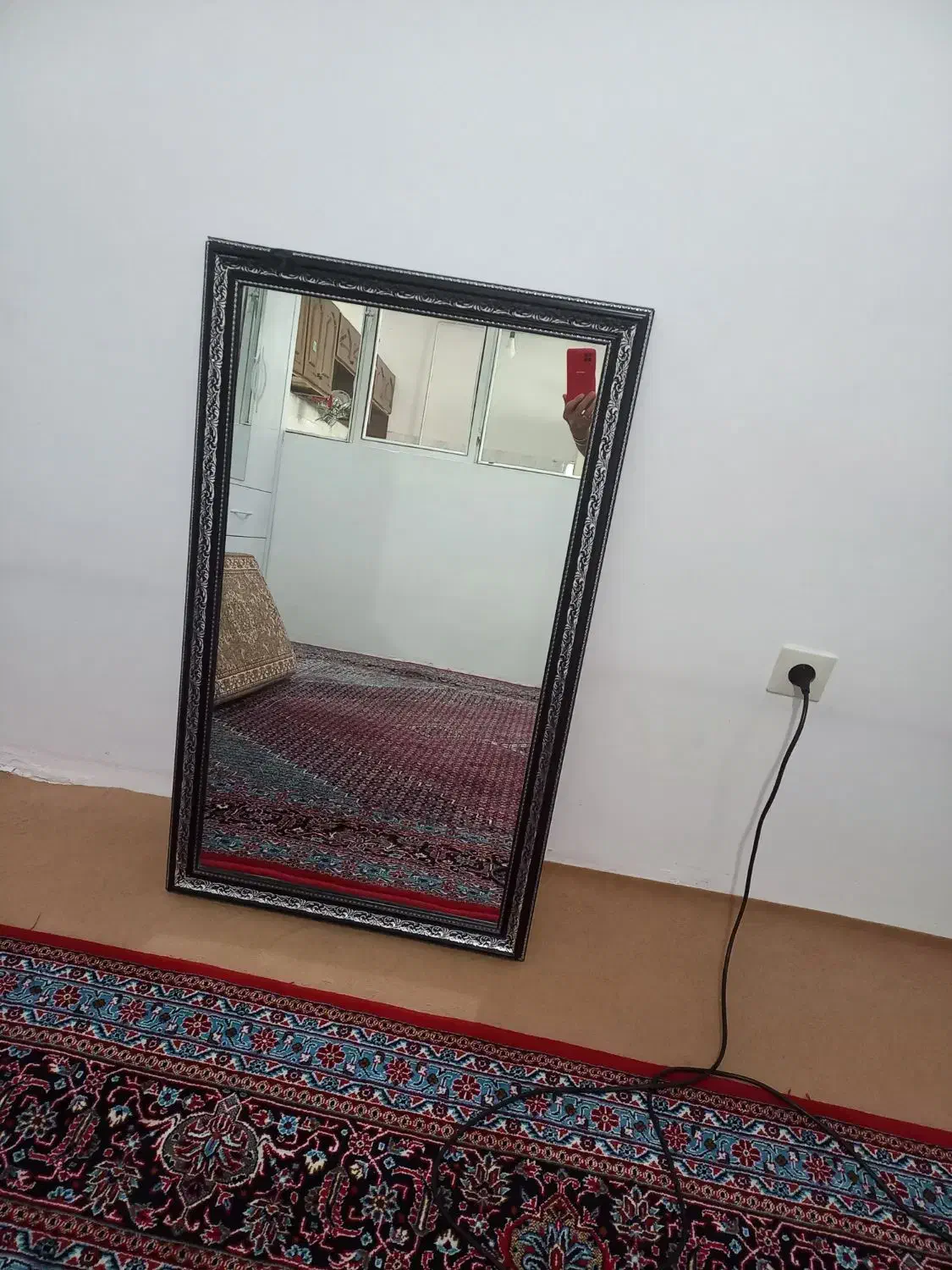 اینه خیلی تمیز احتیاج ندارم|مبلمان خانگی و میز عسلی|قروه, |دیوار