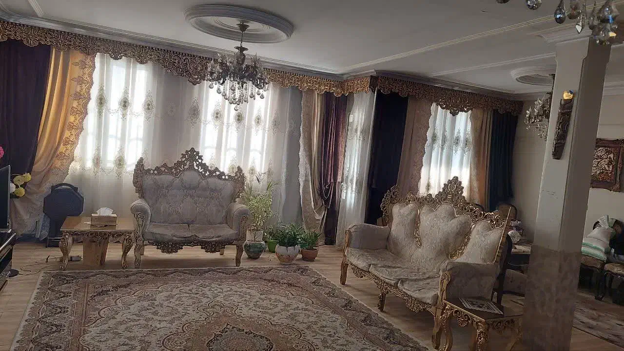 فروش فوری|مبلمان خانگی و میز عسلی|کرج, شهرک شهرداری|دیوار