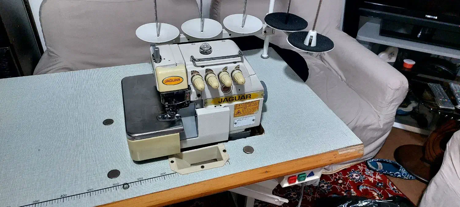 زیگزال پنج نخ جگوار|چرخ خیاطی و ریسندگی|خوی, |دیوار