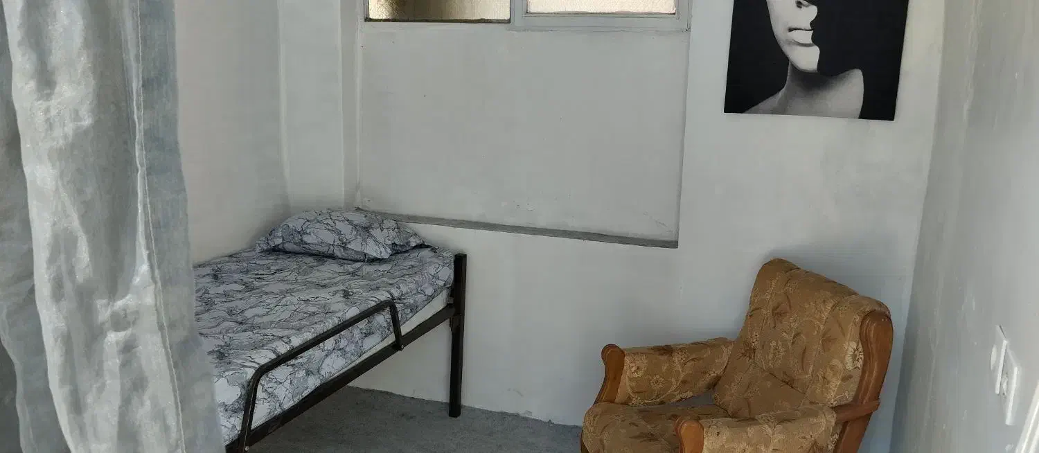 خوابگاه آقایان اقتصادی/آرام،مجهز و ساکنین موجه|اجارهٔ کوتاه‌مدت آپارتمان و سوئیت|تهران, چهارصد دستگاه|دیوار