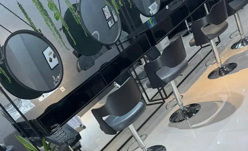 استخدام ناخن کار و مژه کار|استخدام درمانی، زیبایی، بهداشتی|بوشهر, |دیوار