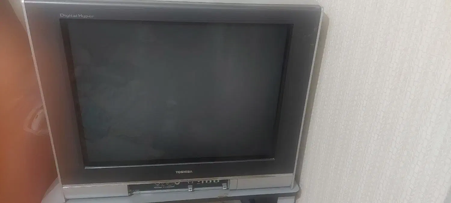 تلویزیون با میز|تلویزیون و پروژکتور|پارسآباد, |دیوار