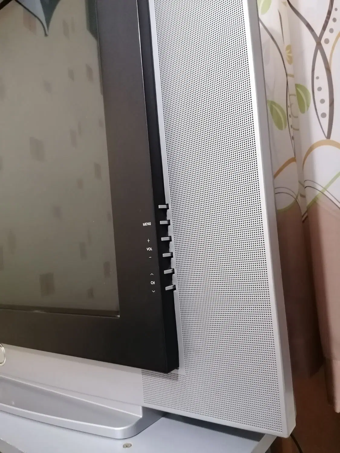 CD و TV|تلویزیون و پروژکتور|سنندج, |دیوار