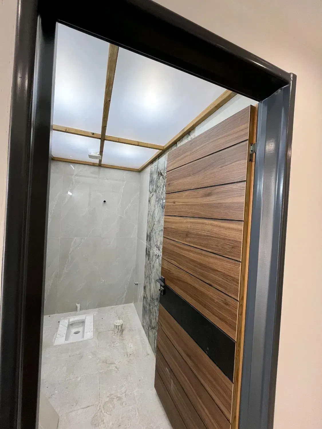 ویلایی صفر کشاورز (چهارخوابه وسوئیت)|فروش خانه و ویلا|آباده, |دیوار