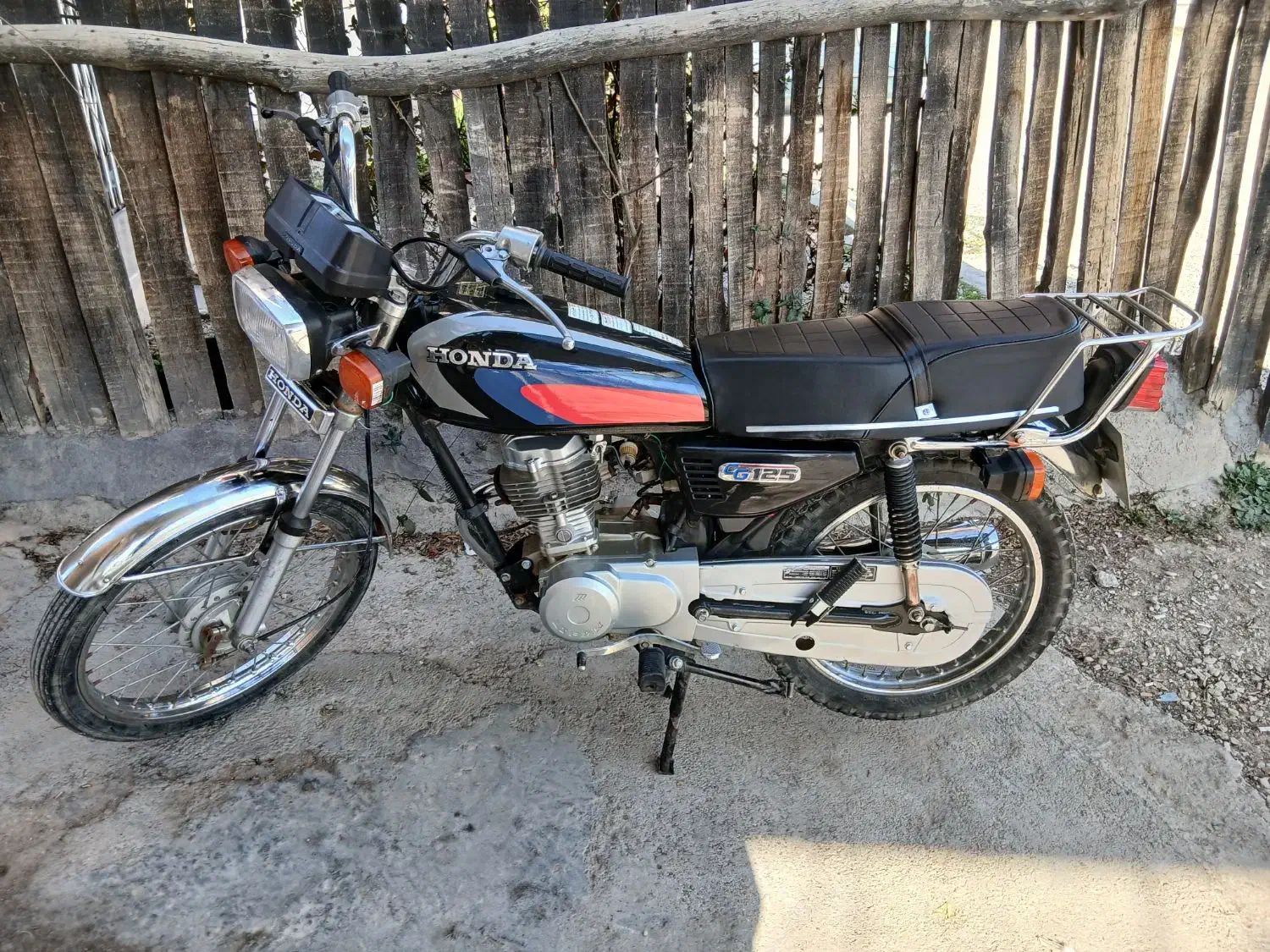 بلوچ مدل ۹۰|موتورسیکلت|شیراز, زیباشهر|دیوار