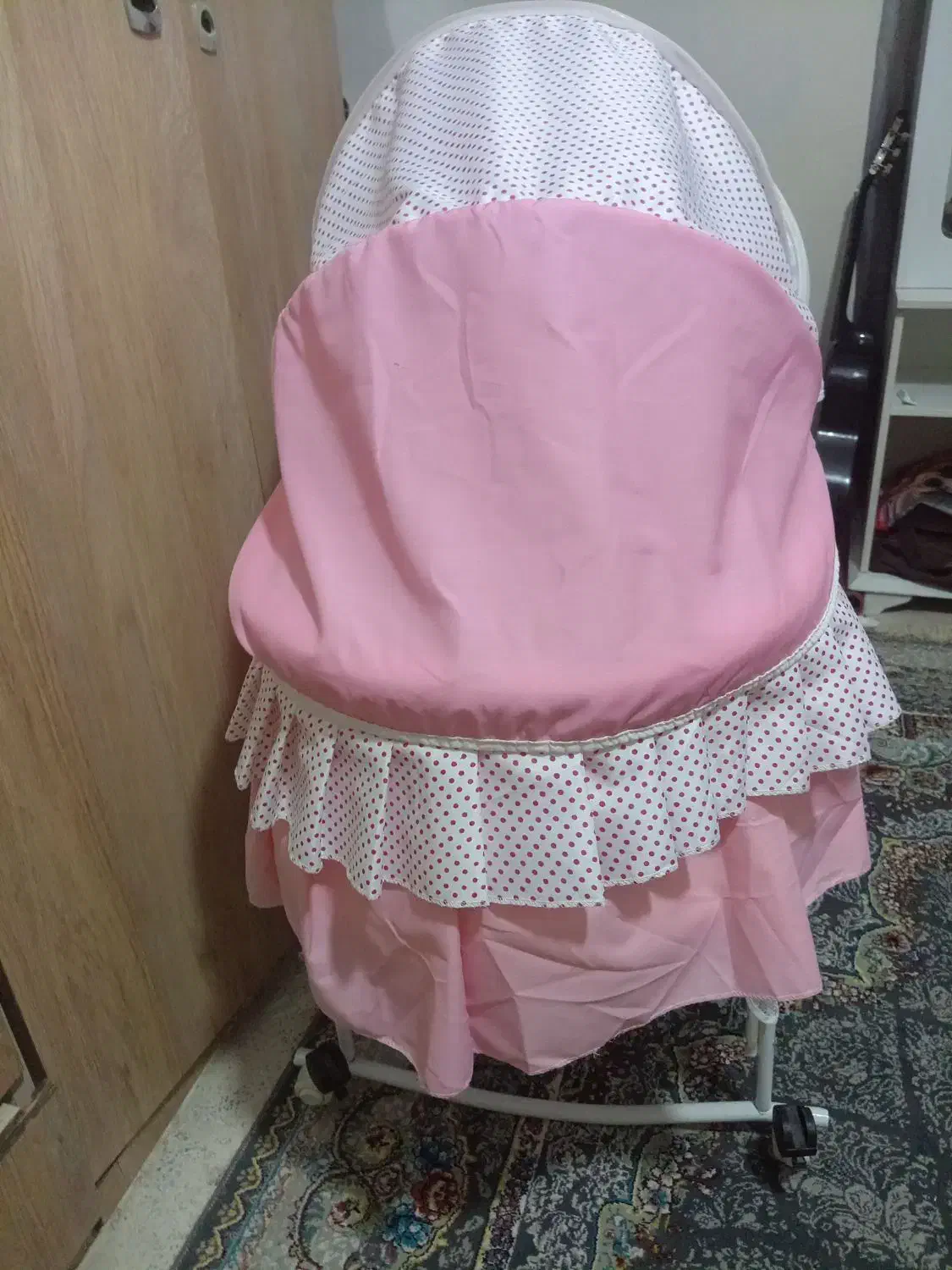 گهواره|تخت و صندلی بچه|برخوار, |دیوار