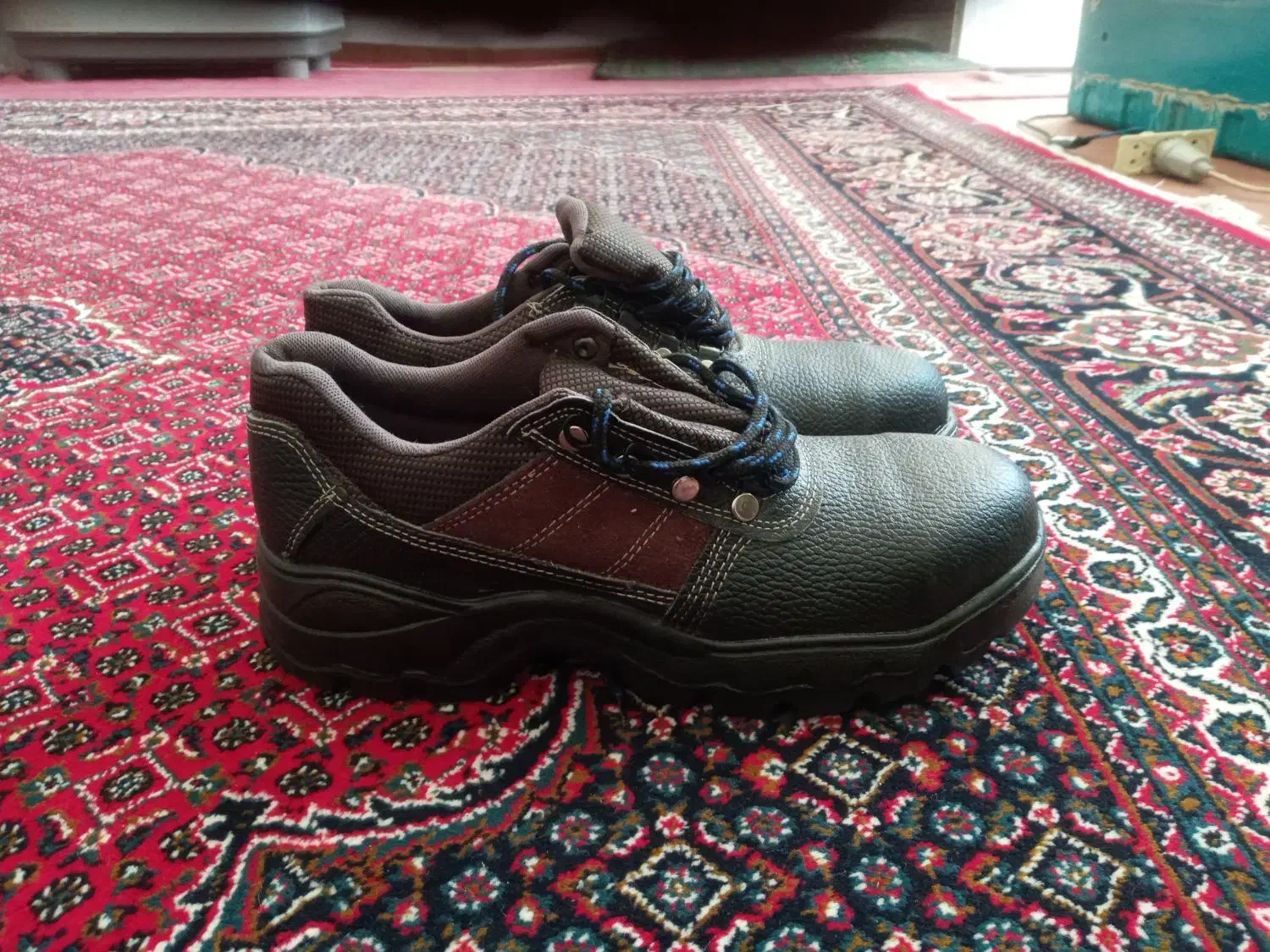 کفش ایمنی|کیف، کفش، کمربند|سنندج, |دیوار