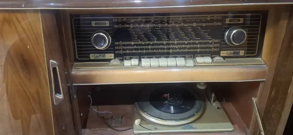 رادیو گرام انتیک|کلکسیون اشیاء عتیقه|تهران, جوانمردان (اندیشه)|دیوار