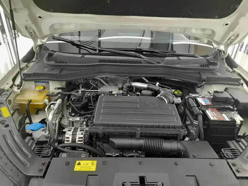 Kmc J7 مدل 1403 مشکی|خودرو سواری و وانت|شیراز, شهرک بهشتی|دیوار