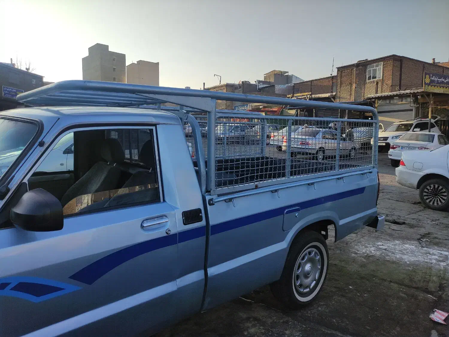 اتاق میله‌ای توری مزدا تک کابین|قطعات یدکی و لوازم جانبی|سقز, |دیوار