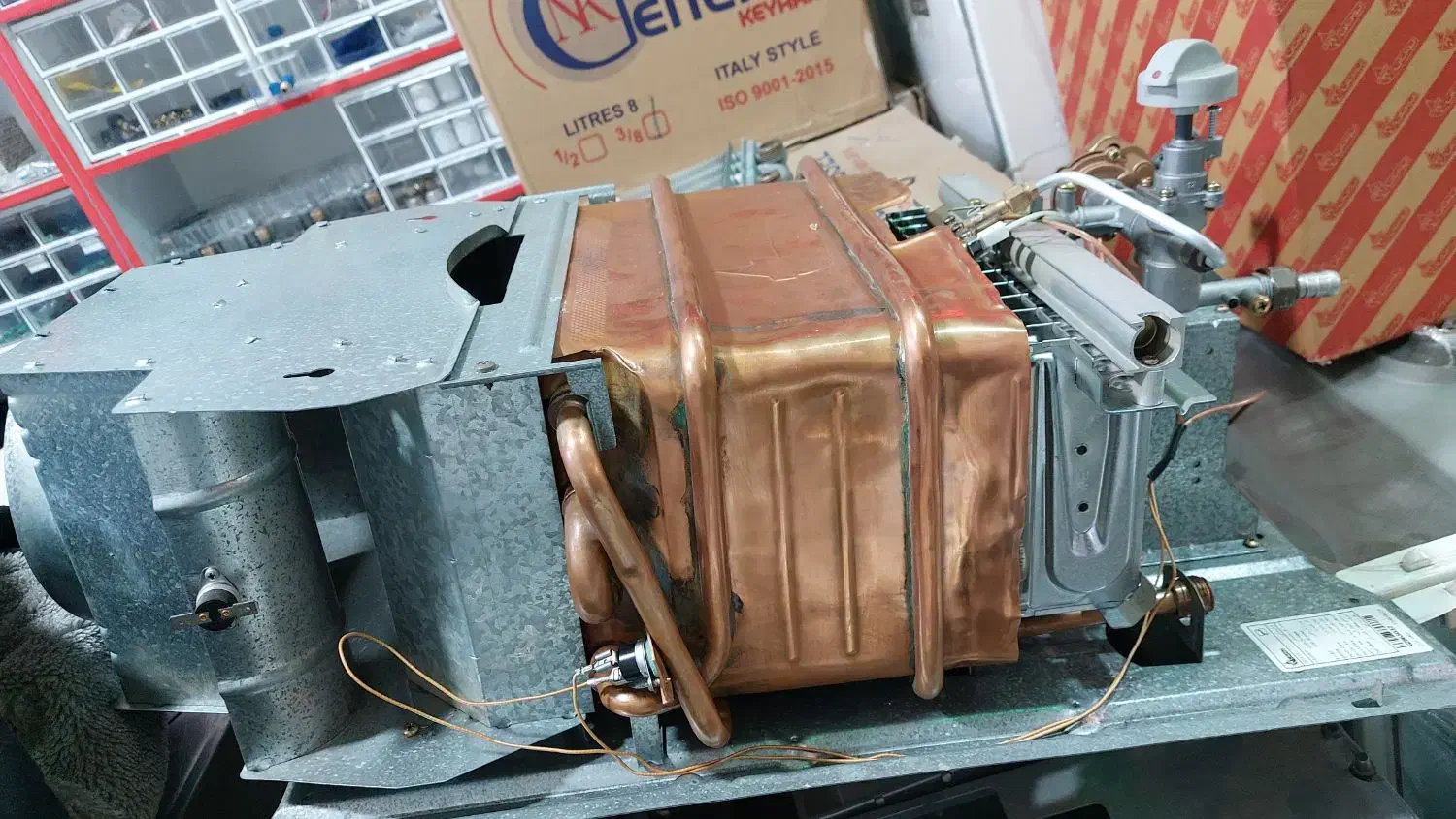 آبگرمکن دیواری شمعکدار اصلیbutan|آبگرمکن، پکیج، شوفاژ|تهران, توحید|دیوار