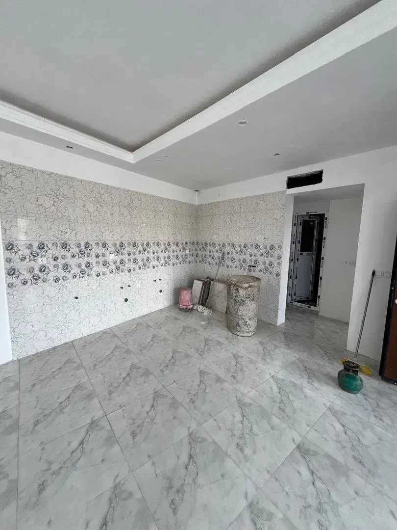 ویلا نوساز با قیمت مناسب در منطقه کوهستانی فشند|فروش زمین و ملک کلنگی|هشتگرد, فشند|دیوار