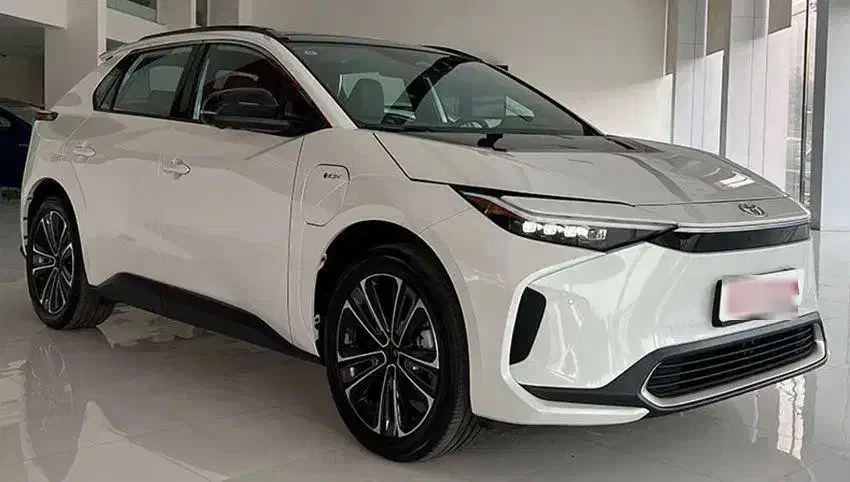 فروش حواله خودرو تویوتا BZ4X|خودرو سواری و وانت|مبارکه, |دیوار