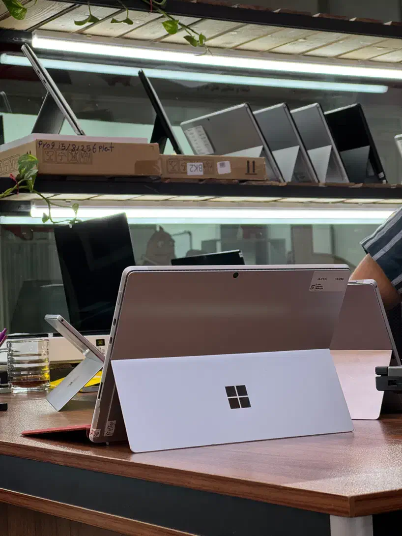 Surfaces pro 8|رایانه همراه|تهران, میدان ولیعصر|دیوار