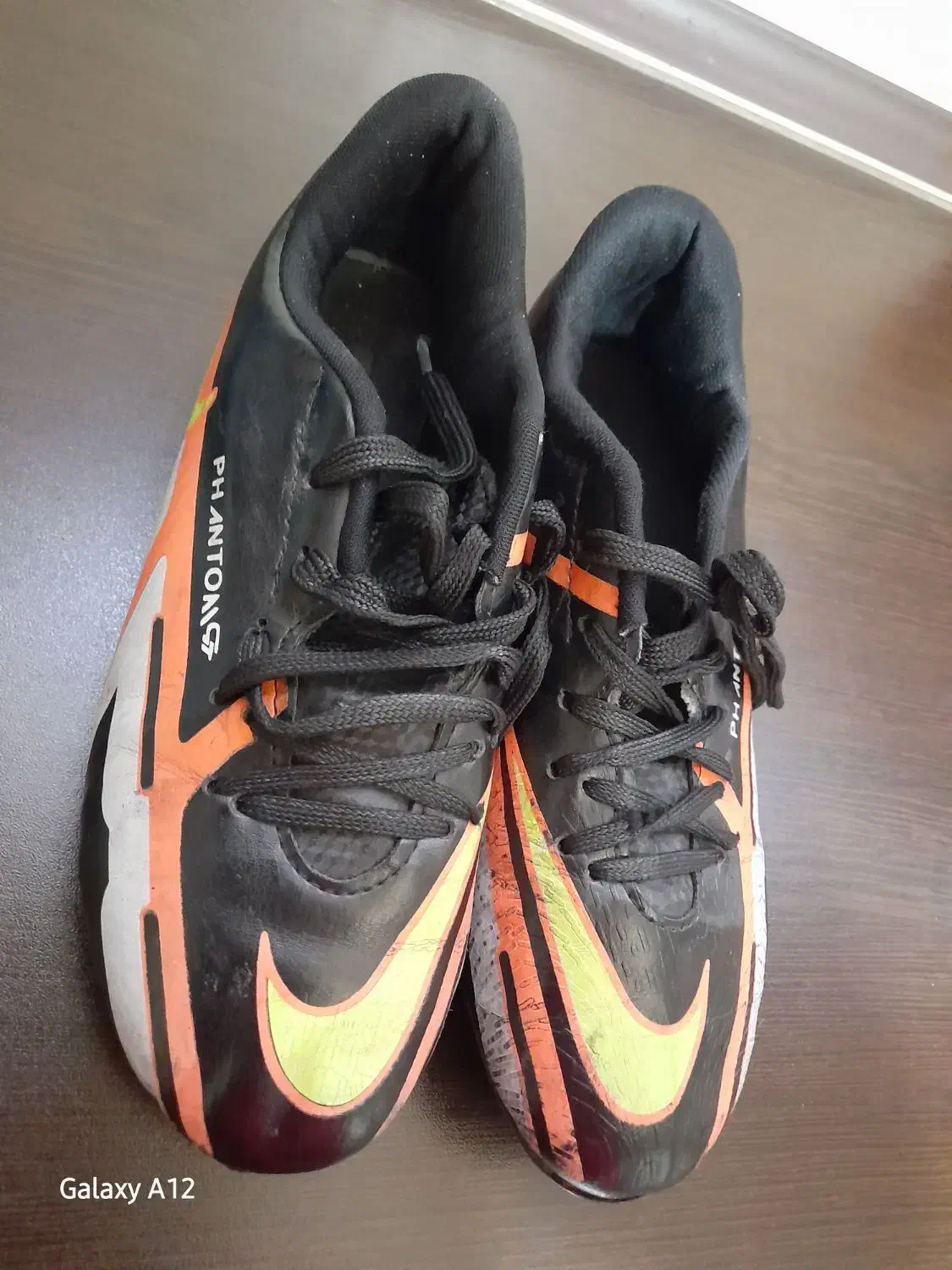 کفش مناسب چمن|تجهیزات ورزشی|اردبیل, |دیوار