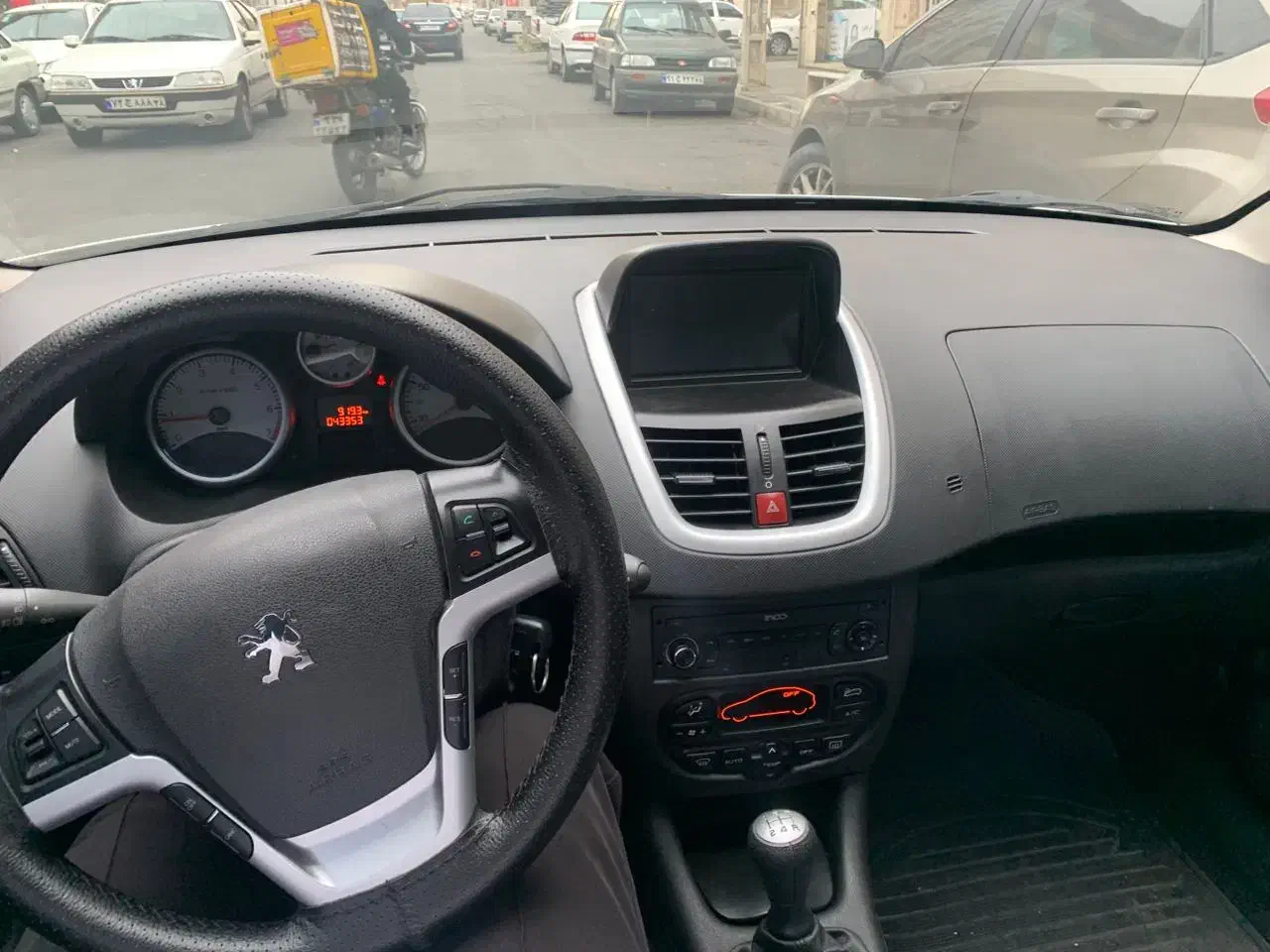 207 tu3 دنده 1403|خودرو سواری و وانت|کرج, اصفهانی‌ها|دیوار